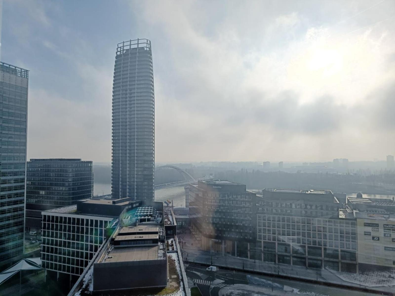 Sag Panorama Apartment 3 Rooms 19Th Floor Great View Free Parking Pressburg Exterior foto